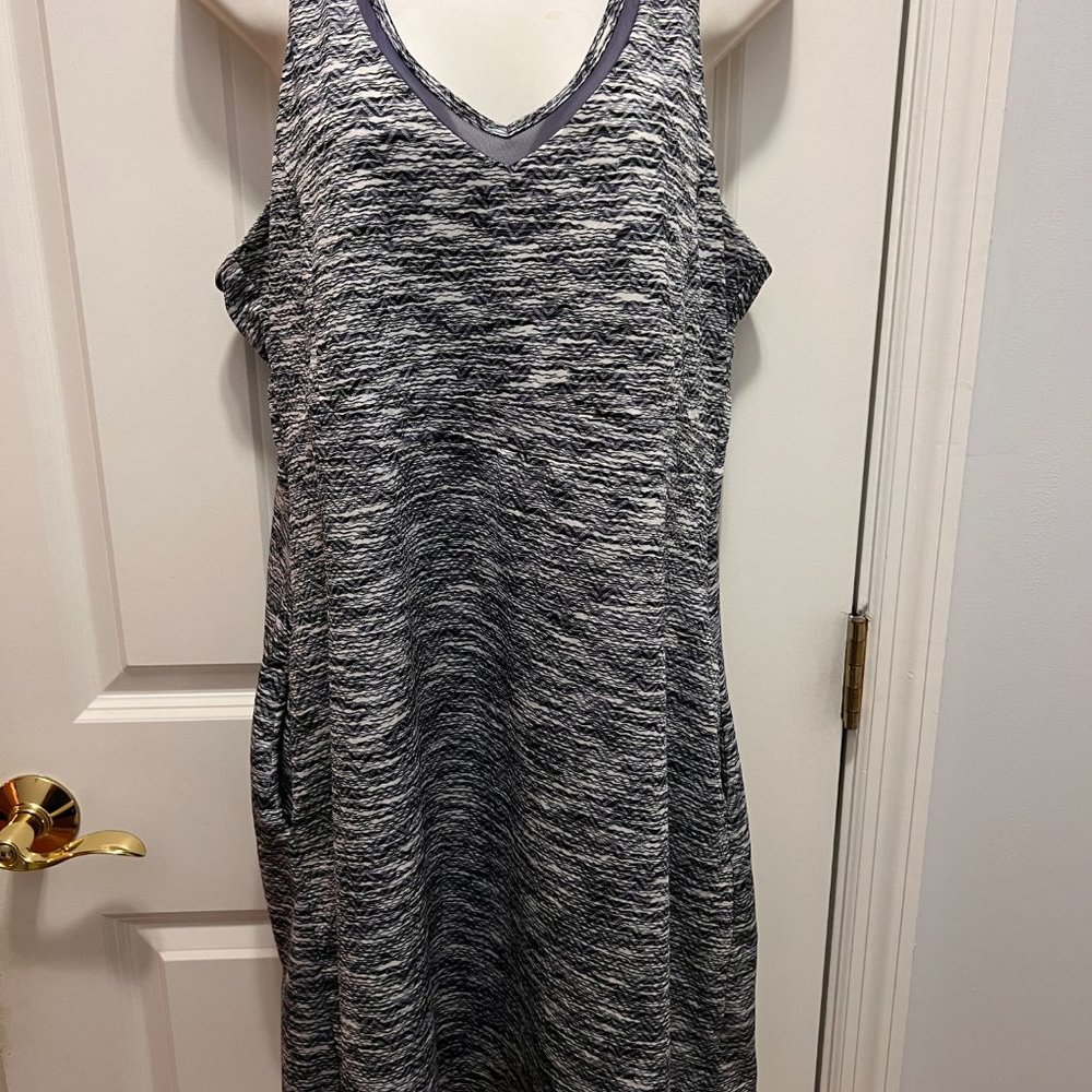 MPG Travel Dress Size XL purple and grey combo